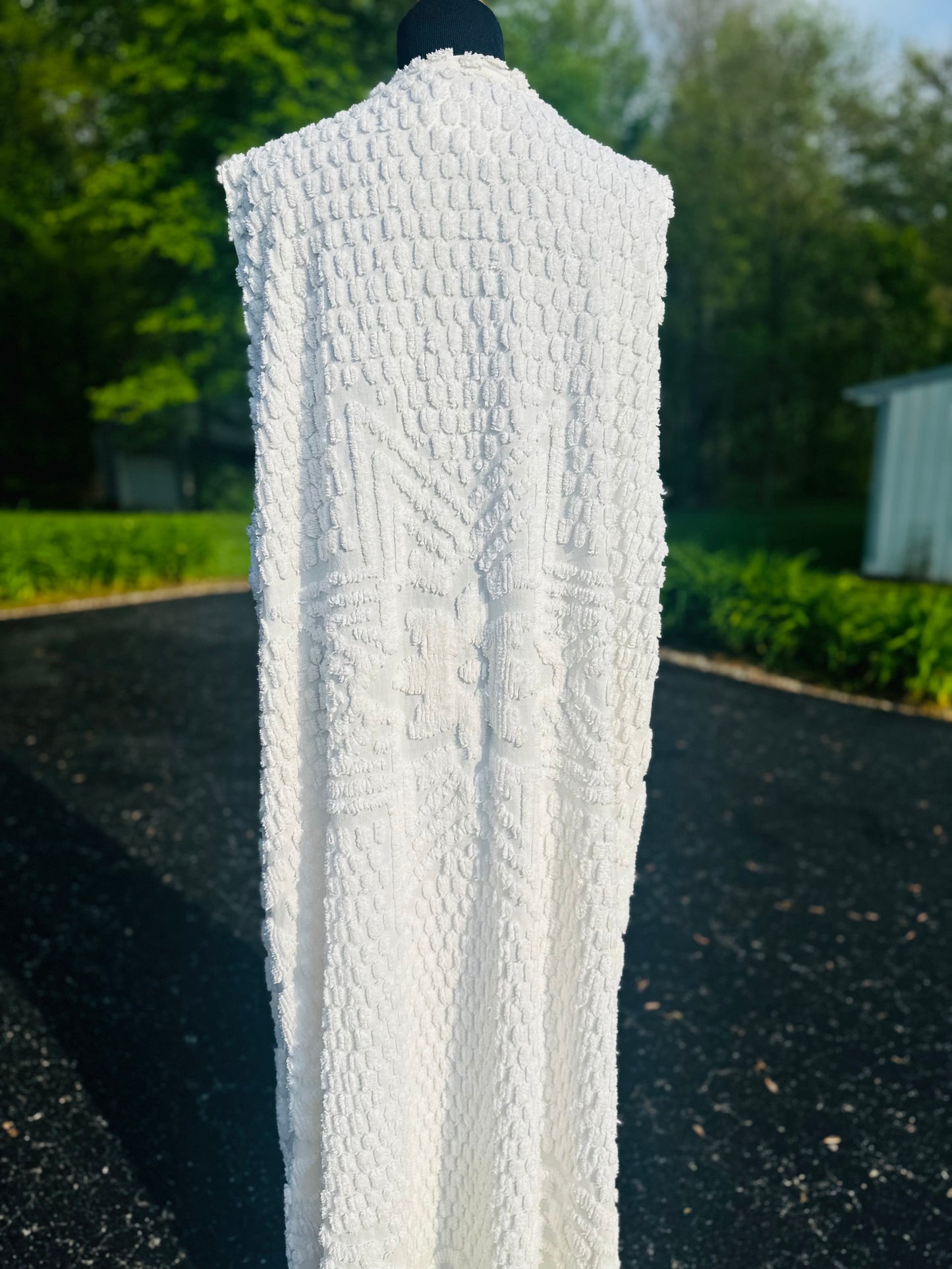 Cloudspun Chenille Duster – Upcycled White Vintage Bedspread Vest – Size Large to 2XL
