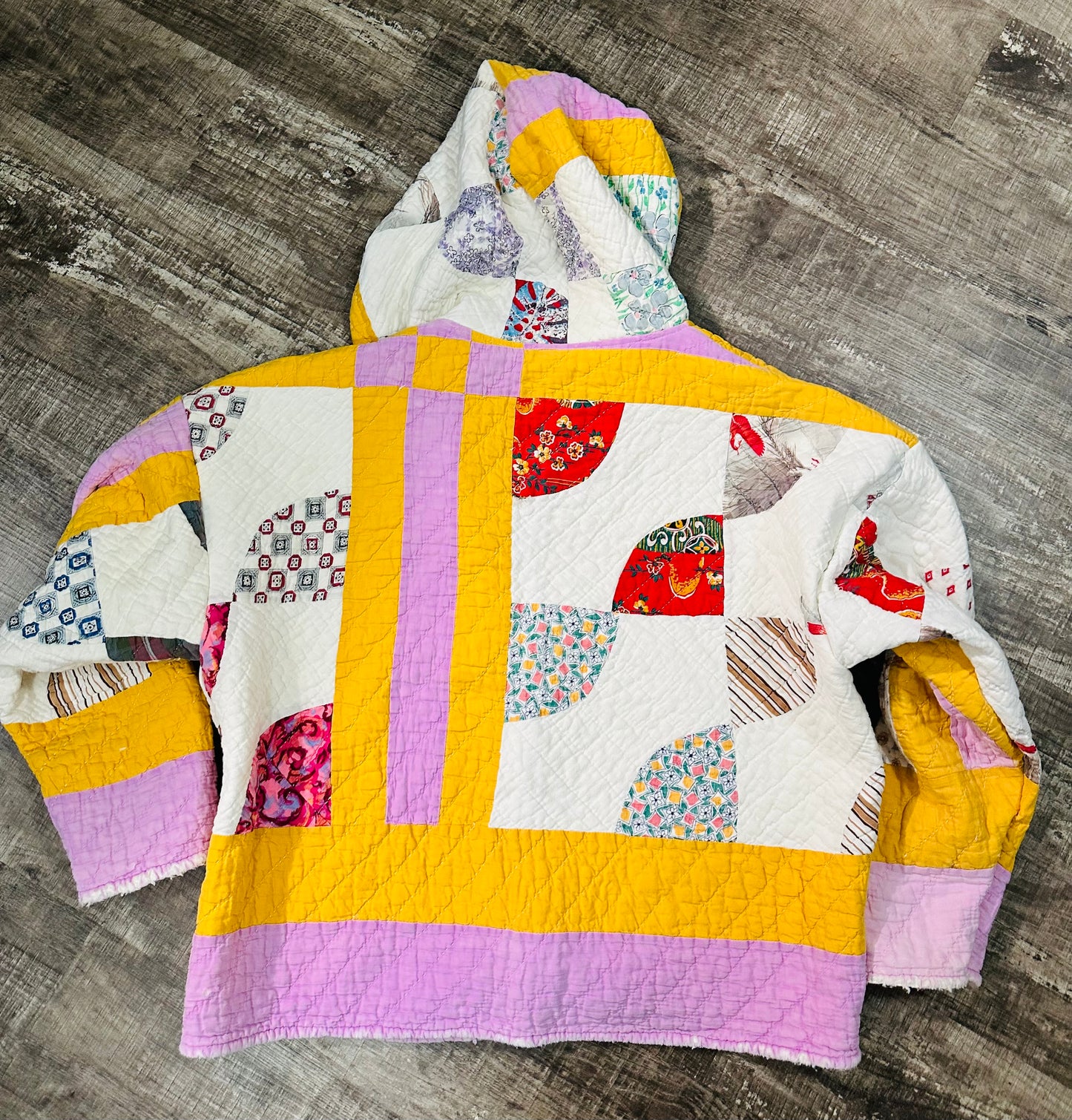 Handcrafted Vintage Quilt Hooded Coat | Women’s Oversized Medium (Fits M–L) | One-of-a-Kind Upcycled Jacket