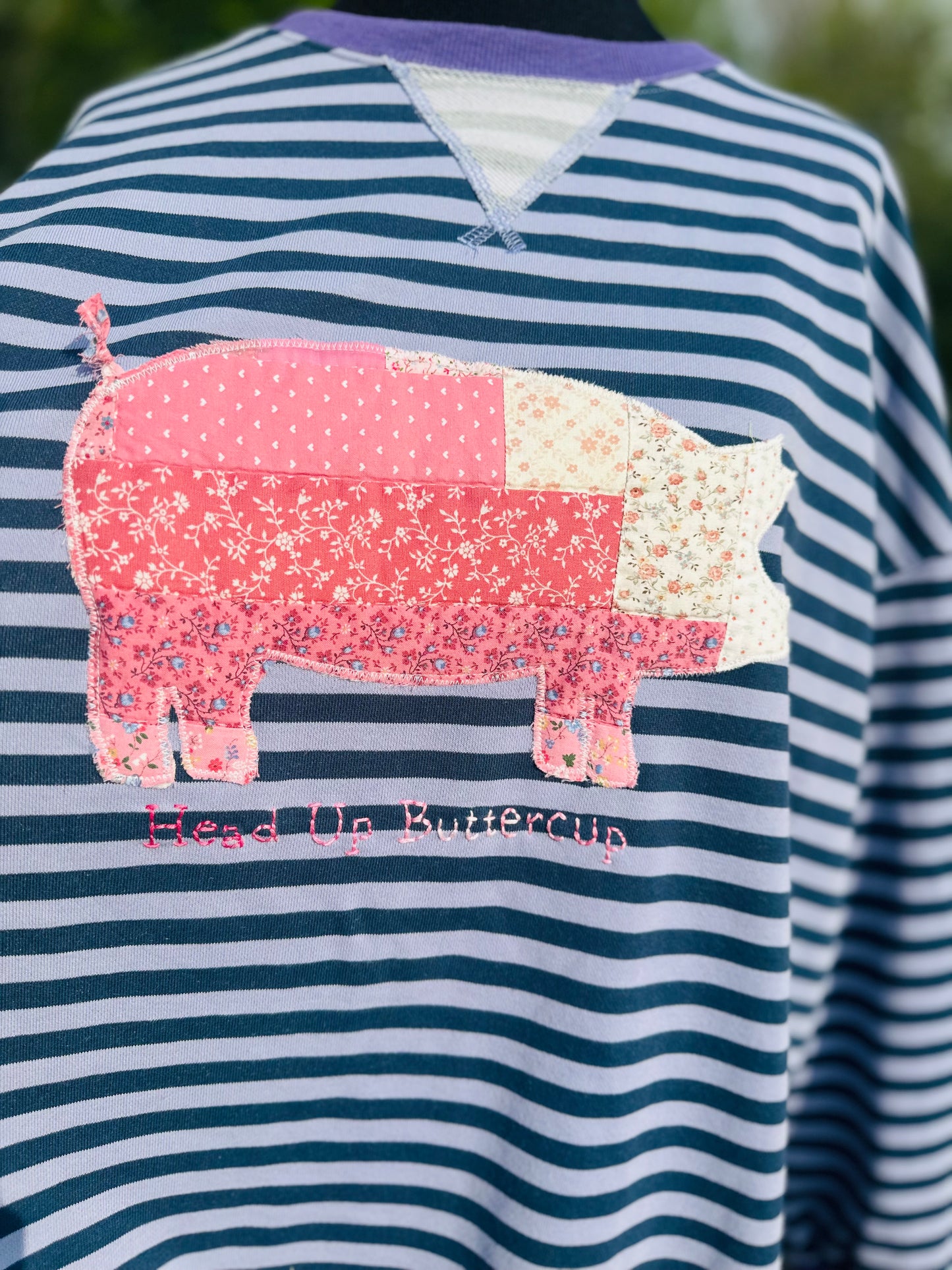 Head Up Buttercup Piggy Sweatshirt – XXL Striped Crewneck with Vintage Quilt Pig Appliqué & Hand Embroidery