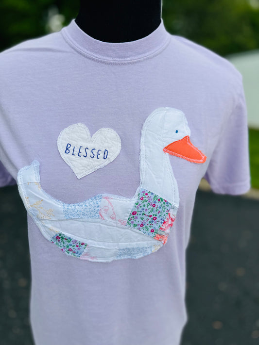 Blessed Goose Tee – Vintage-Inspired Appliqué Shirt, Light Purple