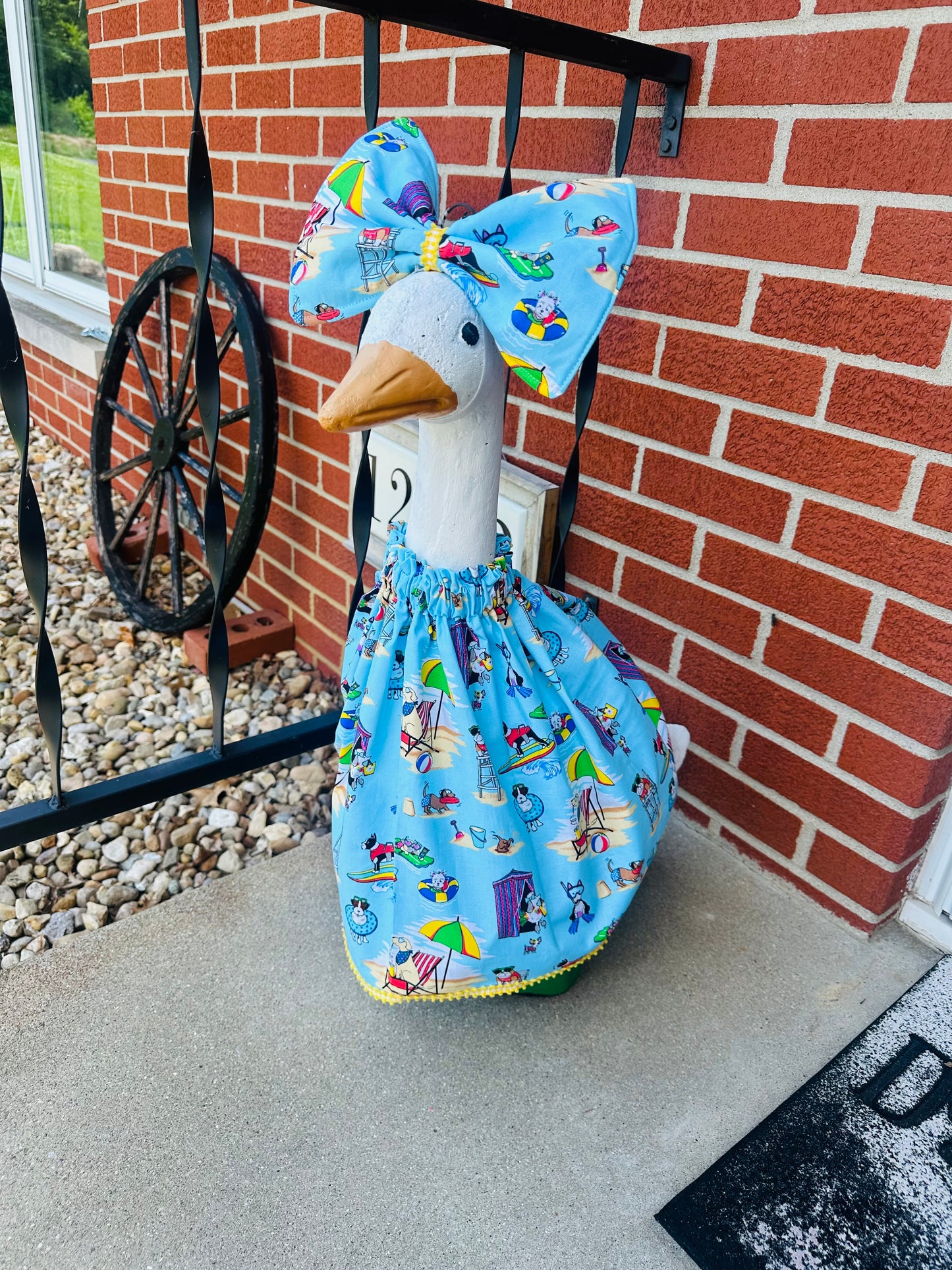 Porch Goose Outfit - Dog Days of Summer - Yellow